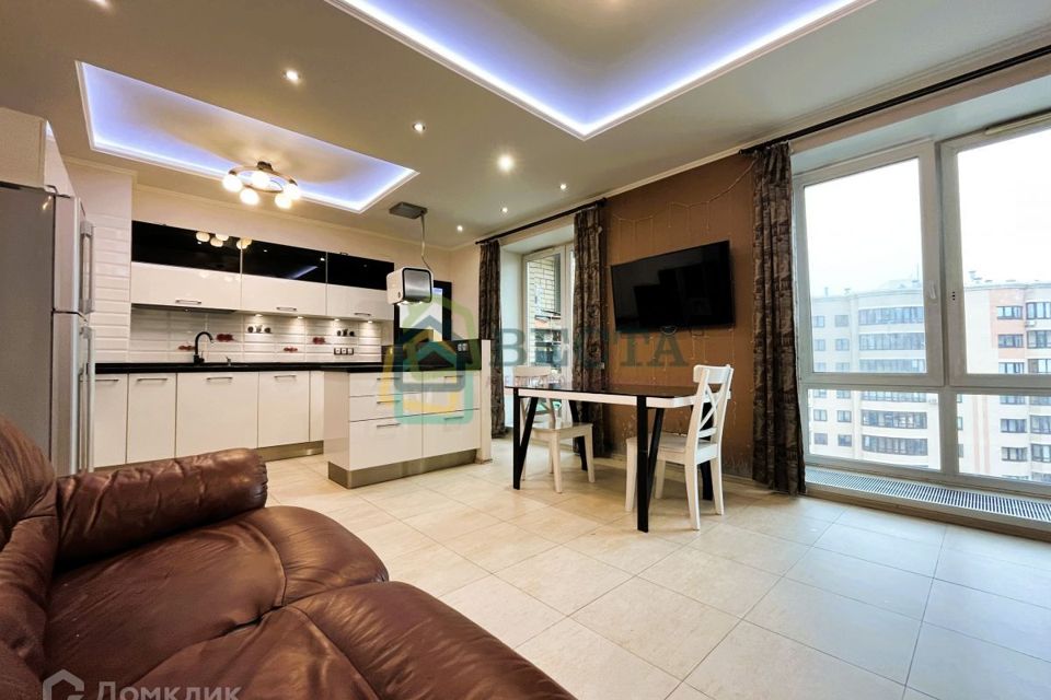 Продаётся 3-комнатная квартира, 76.2 м²