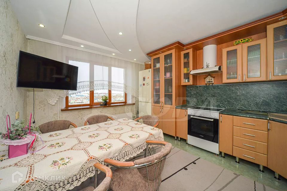 Продаётся 3-комнатная квартира, 92 м²