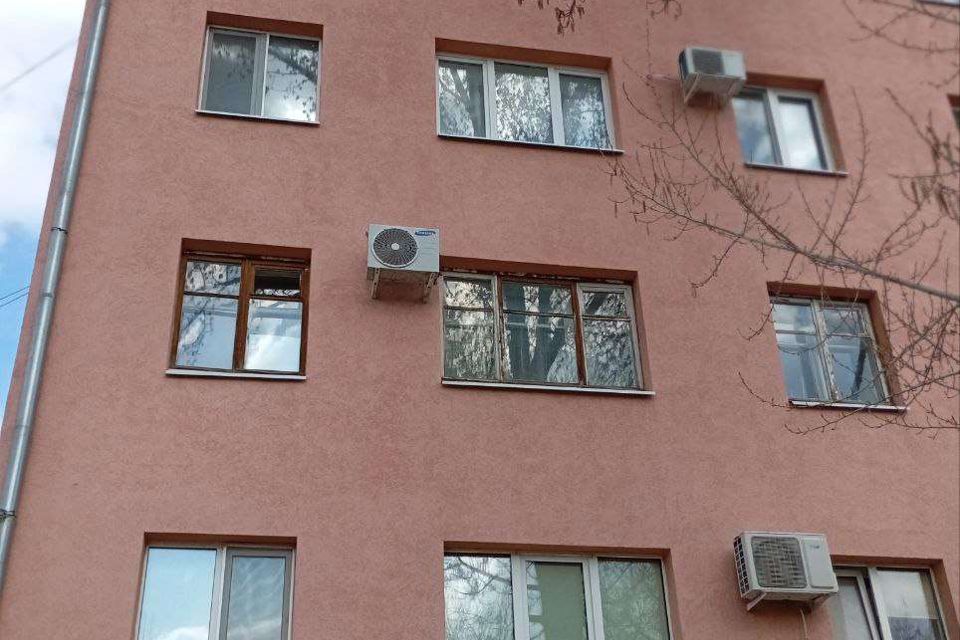 Продаётся 2-комнатная квартира, 41.6 м²