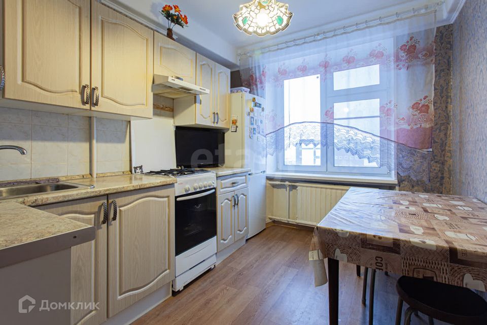 Продаётся 3-комнатная квартира, 61.8 м²