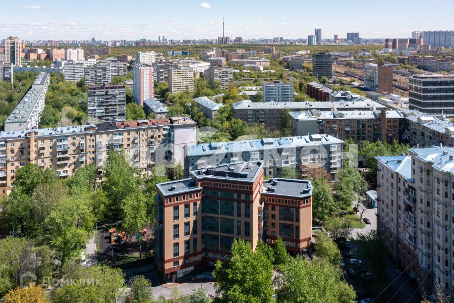 Продаётся 3-комнатная квартира, 125 м²