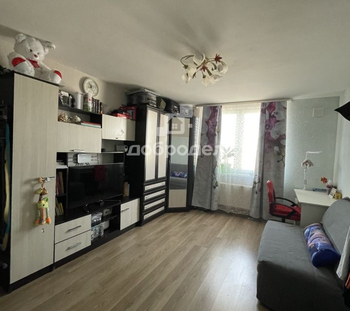 Продаётся 1-комнатная квартира, 35.9 м²