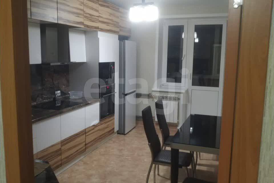 Продаётся 1-комнатная квартира, 42.27 м²