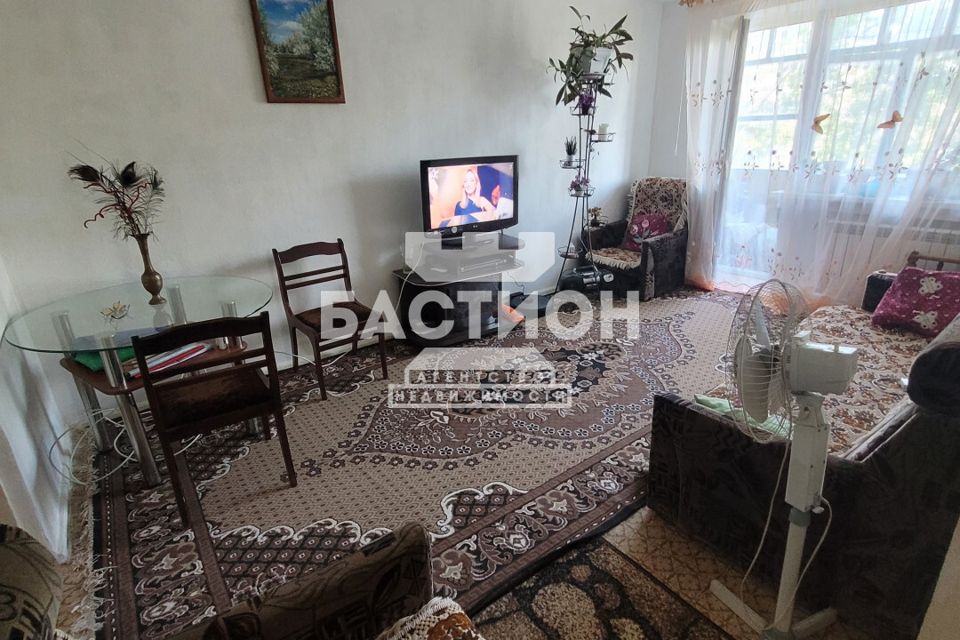 Продаётся 3-комнатная квартира, 56 м²