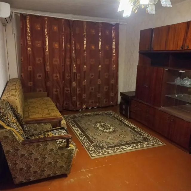 Продаётся 1-комнатная квартира, 32 м²