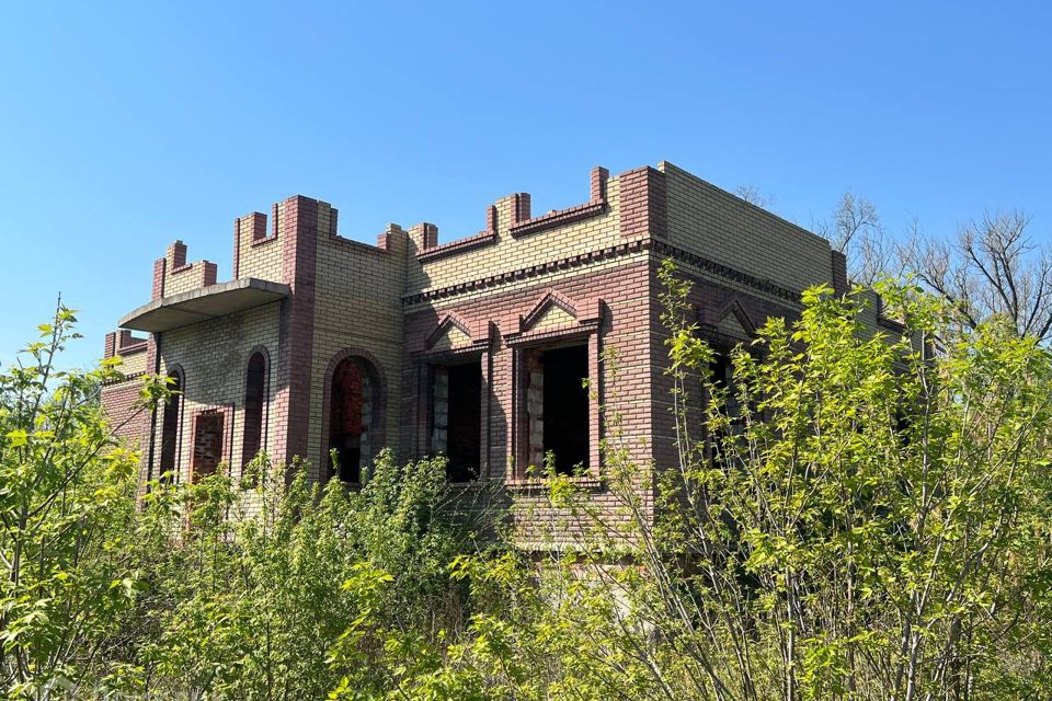 Продаётся 2-этажный дом, 250 м²