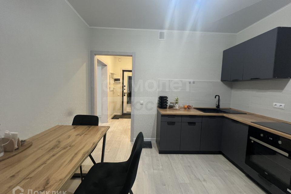 Продаётся 1-комнатная квартира, 37.4 м²