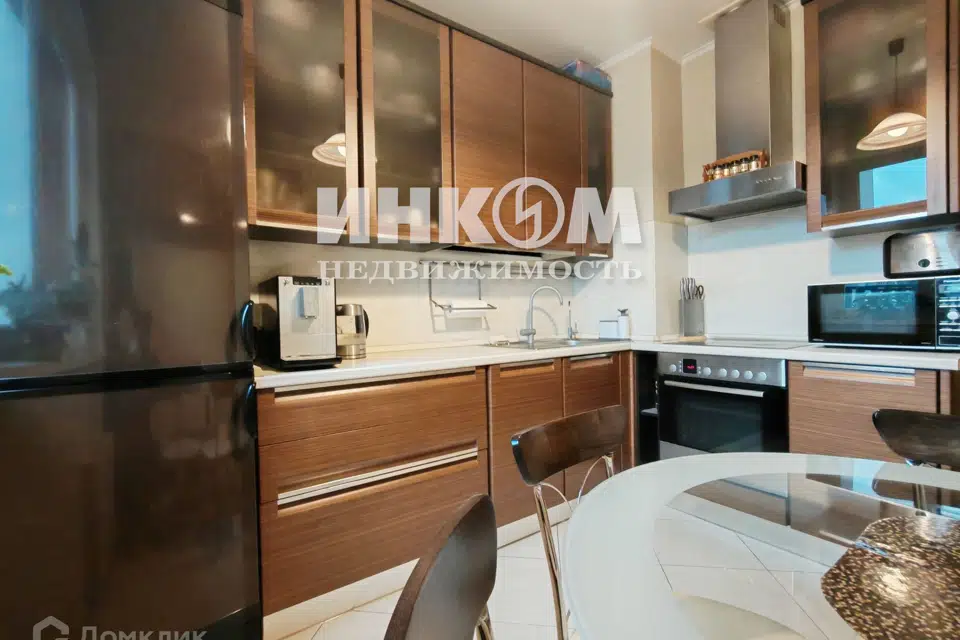 Продаётся 4-комнатная квартира, 84.8 м²