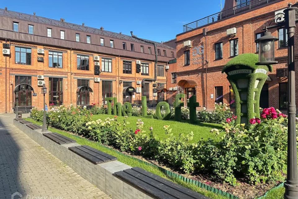 Продаётся 2-комнатная квартира, 79 м²