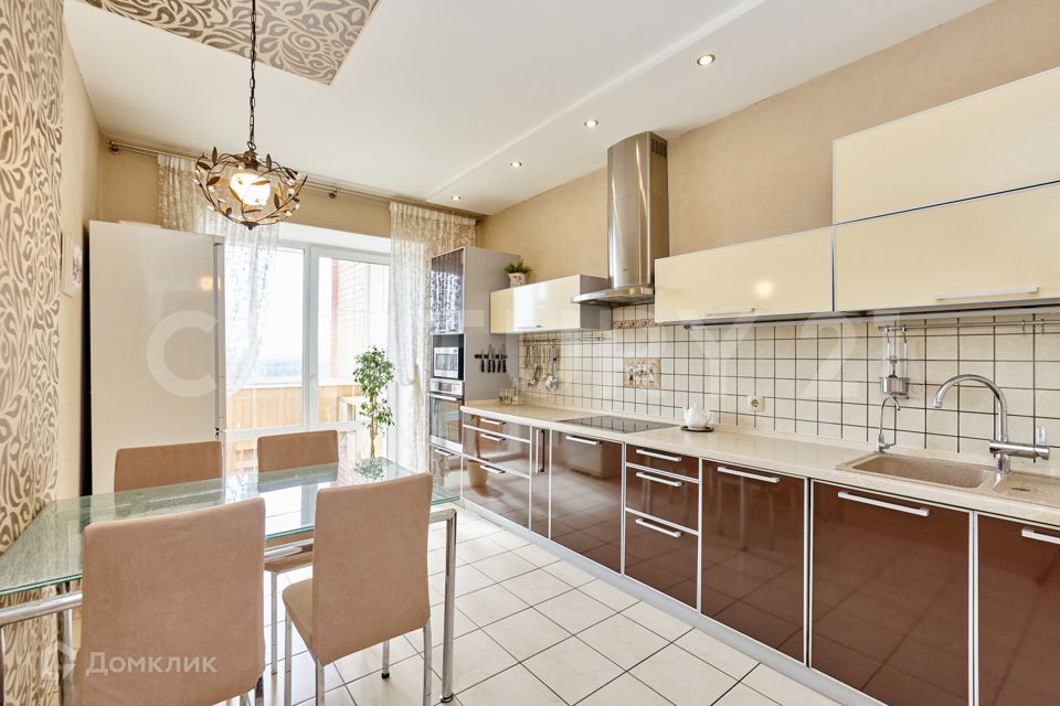Продаётся 3-комнатная квартира, 97.2 м²