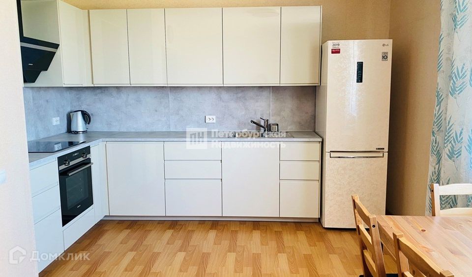 Продаётся 1-комнатная квартира, 44 м²