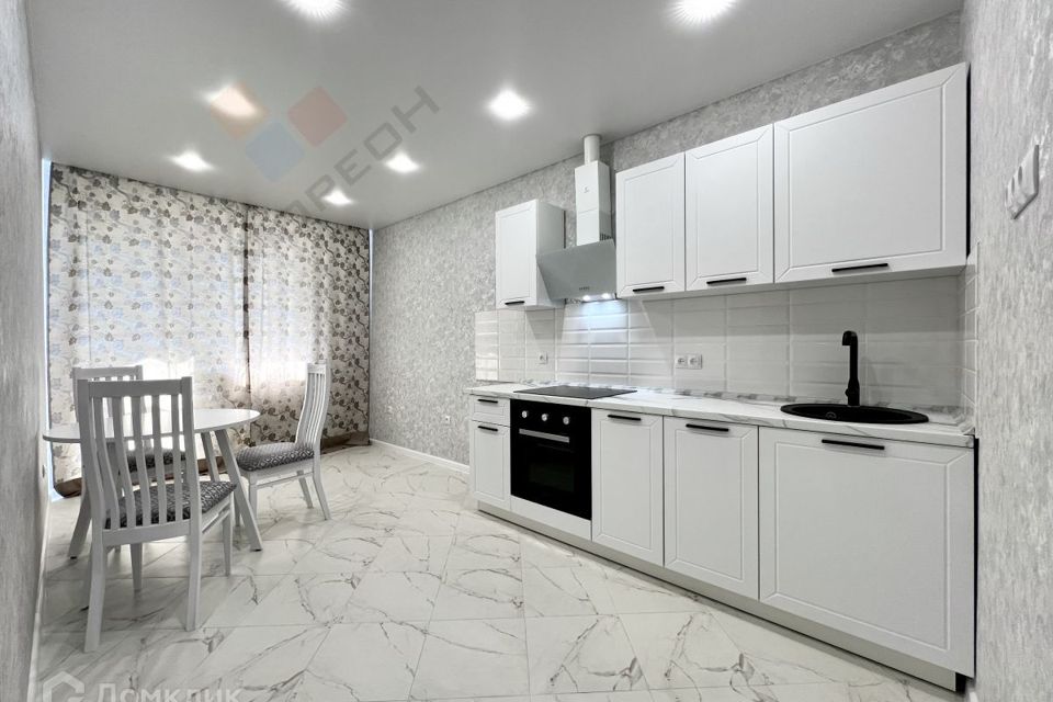 Продаётся 1-комнатная квартира, 41.5 м²