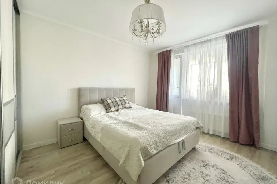 Продаётся 2-комнатная квартира, 60.7 м²