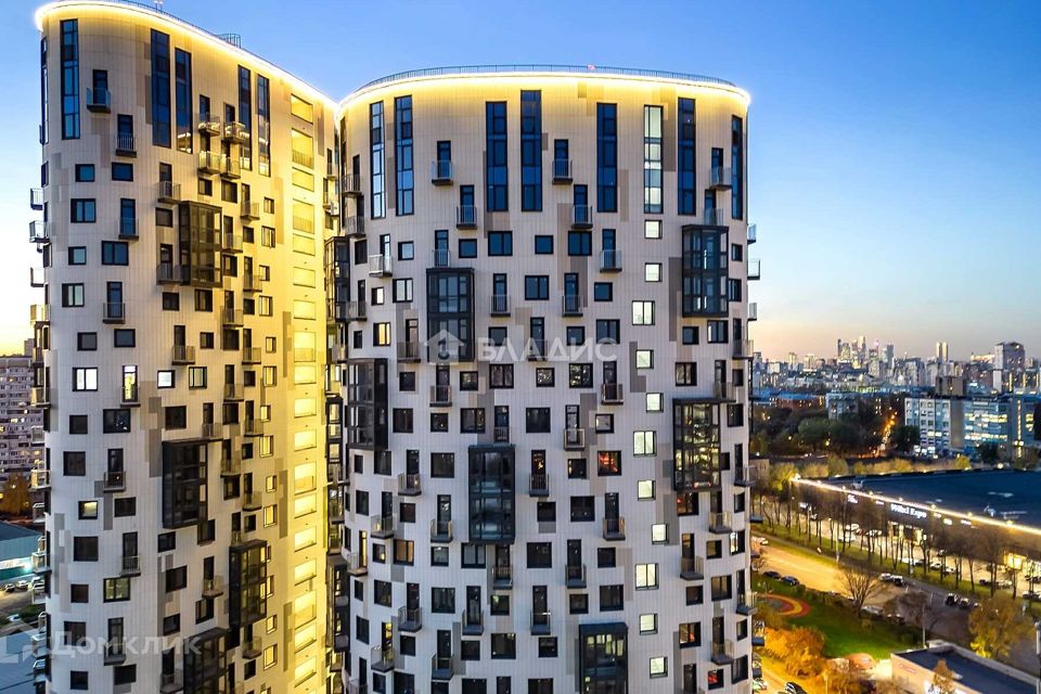 Продаётся 1-комнатная квартира, 51 м²