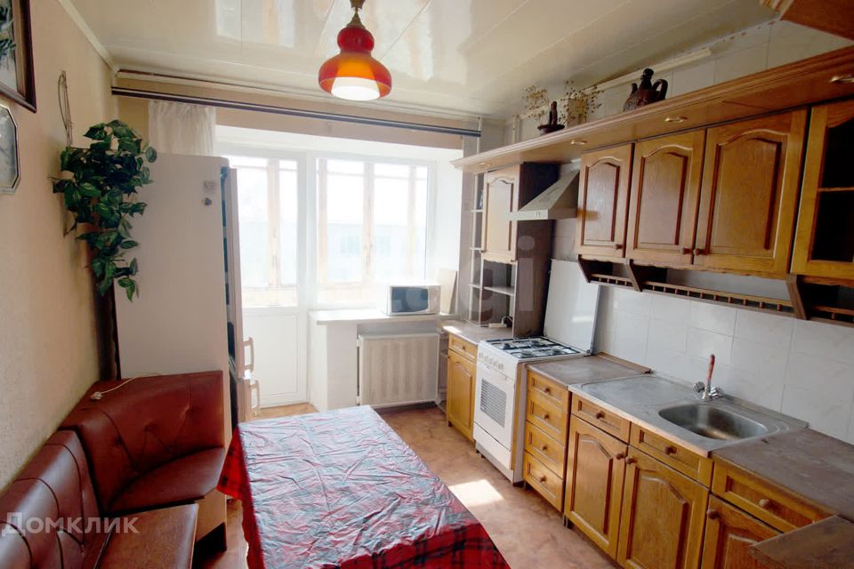 Продаётся 4-комнатная квартира, 101 м²