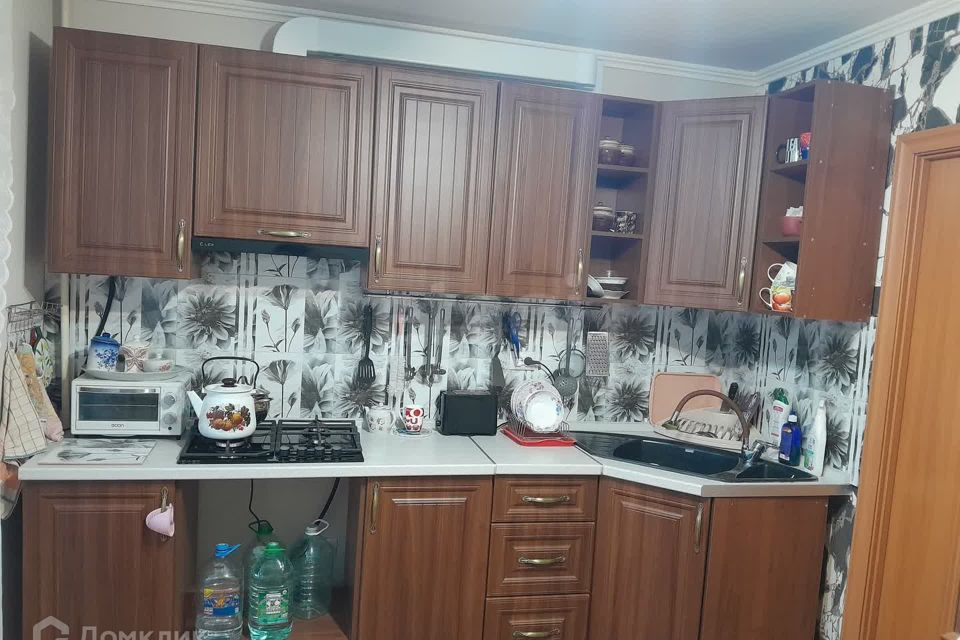 Продаётся 1-комнатная квартира, 42 м²