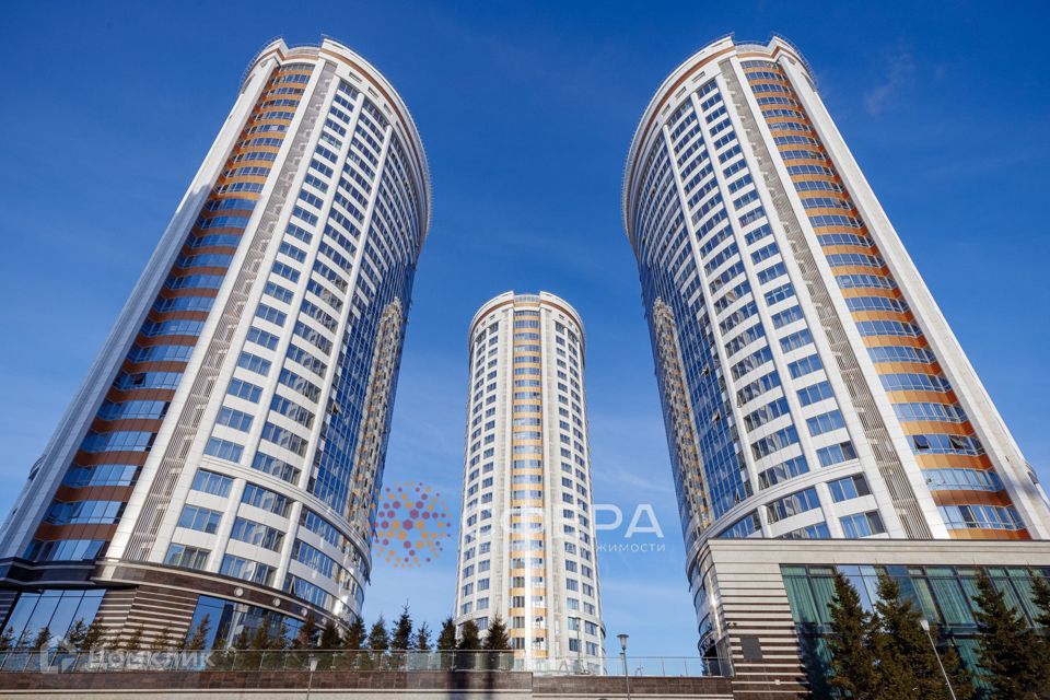 Продаётся 4-комнатная квартира, 92 м²