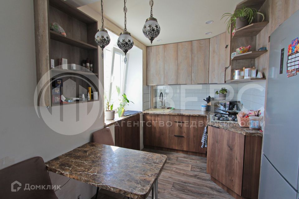 Продаётся 3-комнатная квартира, 50.9 м²