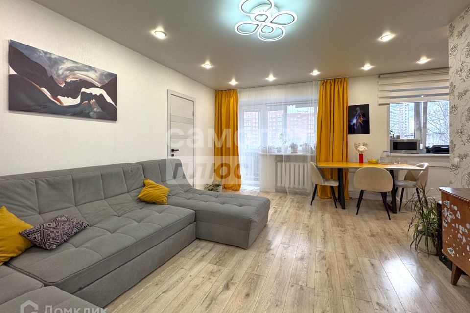 Продаётся 2-комнатная квартира, 42.7 м²