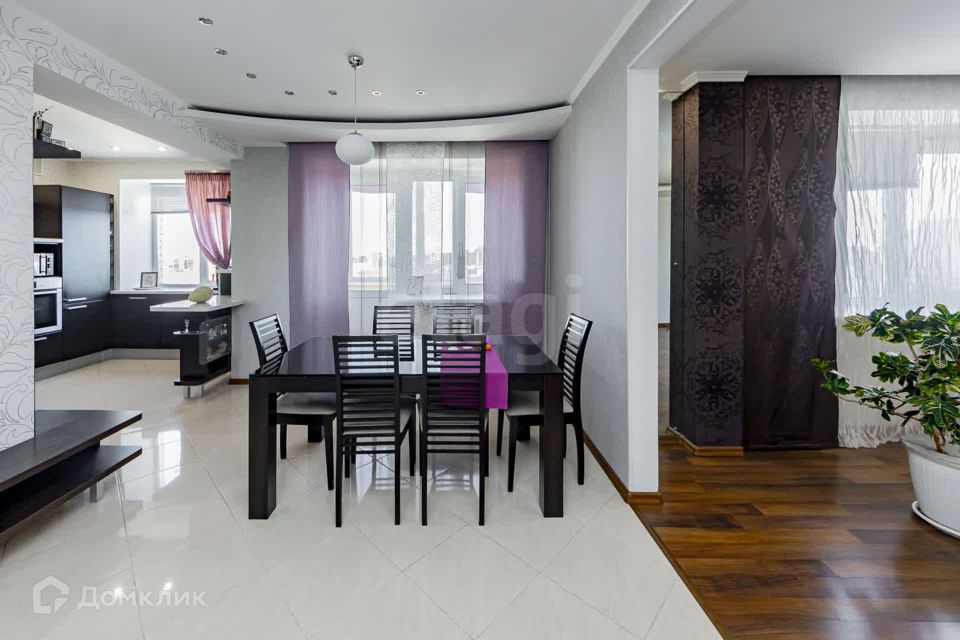 Продаётся 4-комнатная квартира, 120.4 м²