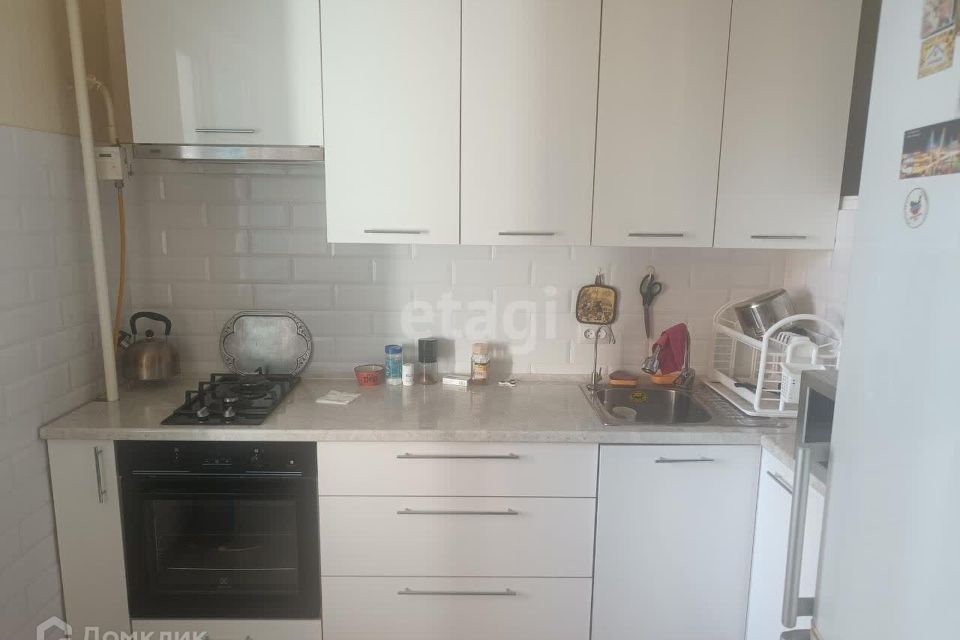 Продаётся 1-комнатная квартира, 42.4 м²