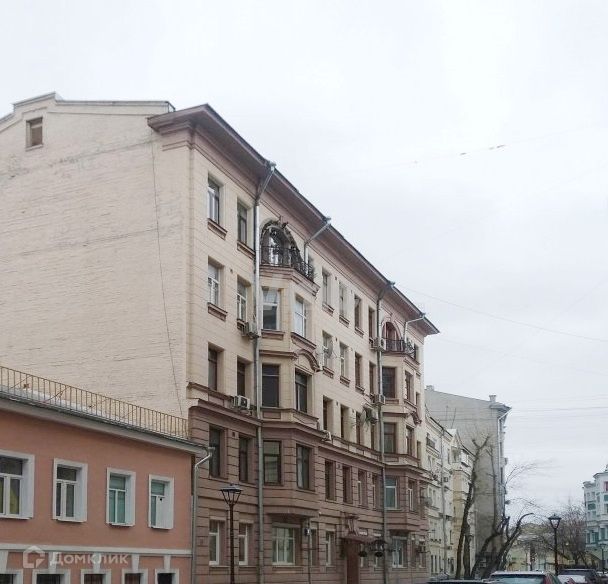 Сдаётся 5-комнатная квартира, 190 м²