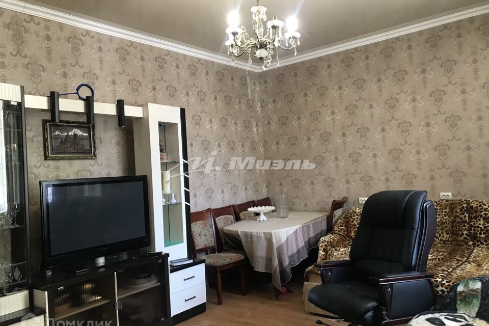 Продаётся 3-комнатная квартира, 82.8 м²