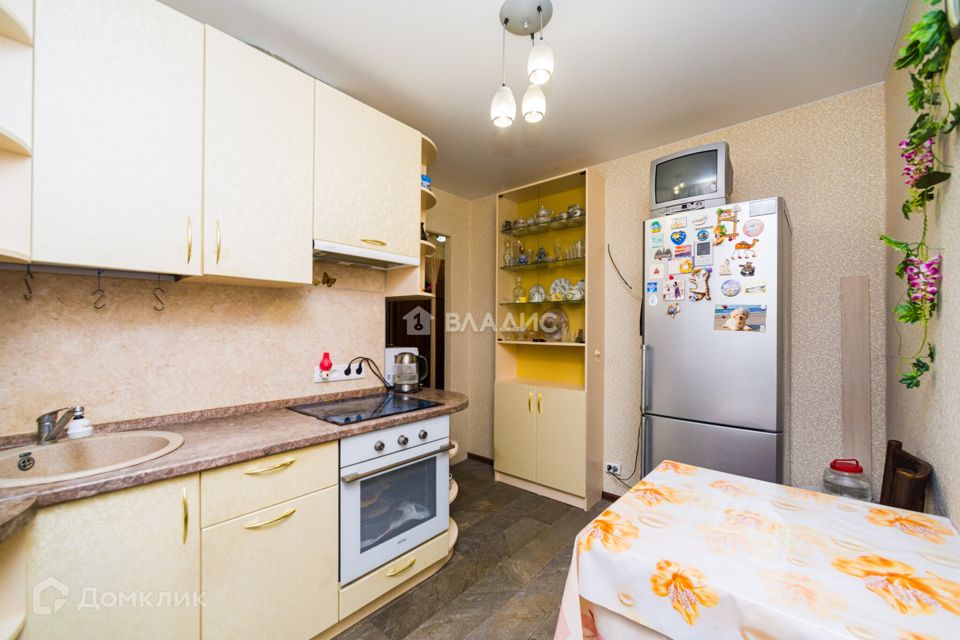 Продаётся 2-комнатная квартира, 43.8 м²