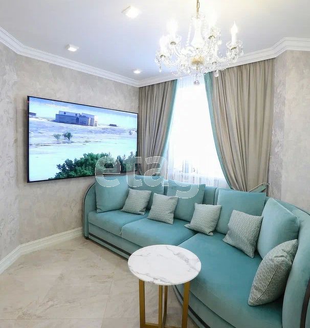 Продаётся 2-комнатная квартира, 100 м²