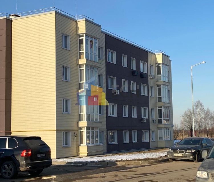 Продаётся 4-комнатная квартира, 117.5 м²