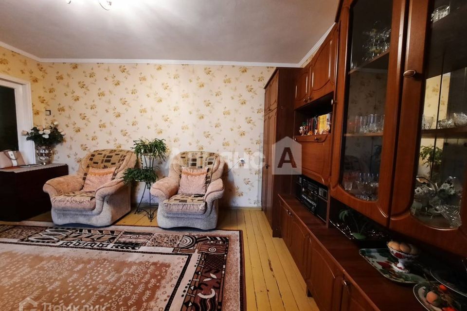 Продаётся 3-комнатная квартира, 60.8 м²