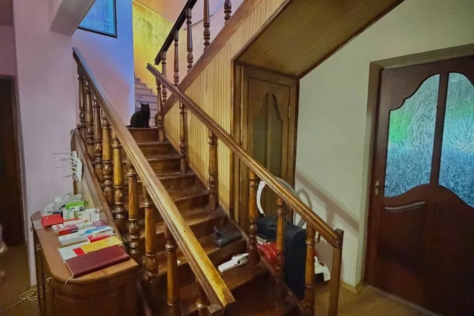 Продаётся 2-этажный дом, 300 м²