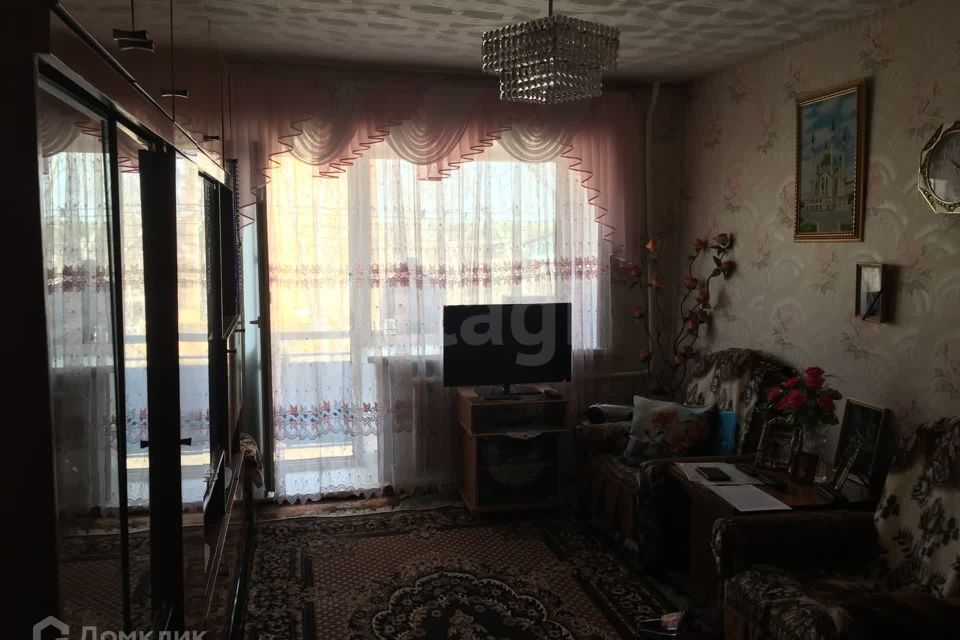 Продаётся 3-комнатная квартира, 50.3 м²