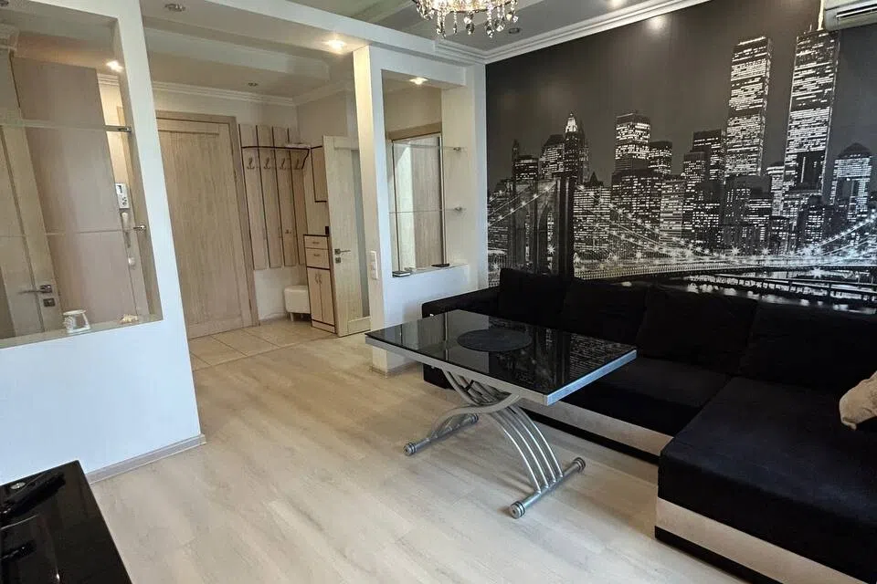 Сдаётся 2-комнатная квартира, 65 м²