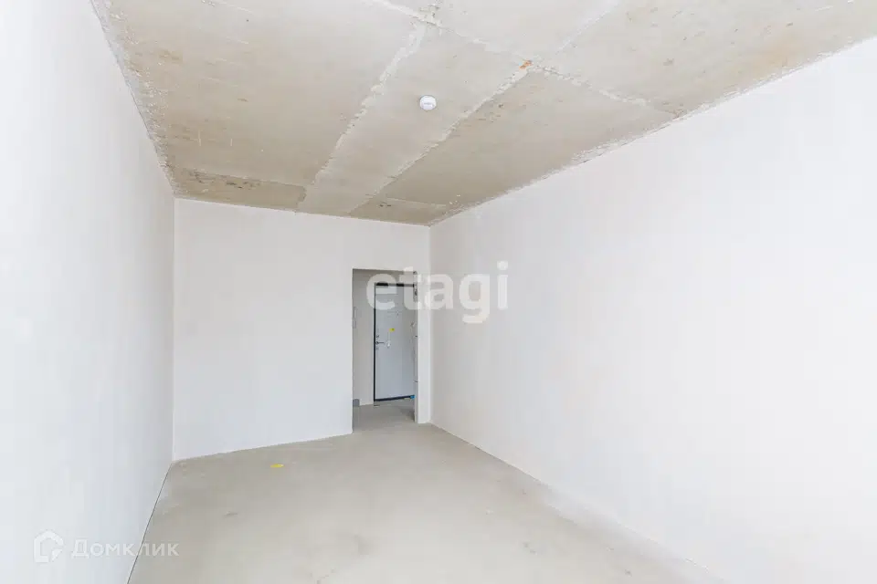 Продаётся 1-комнатная квартира, 41.9 м²