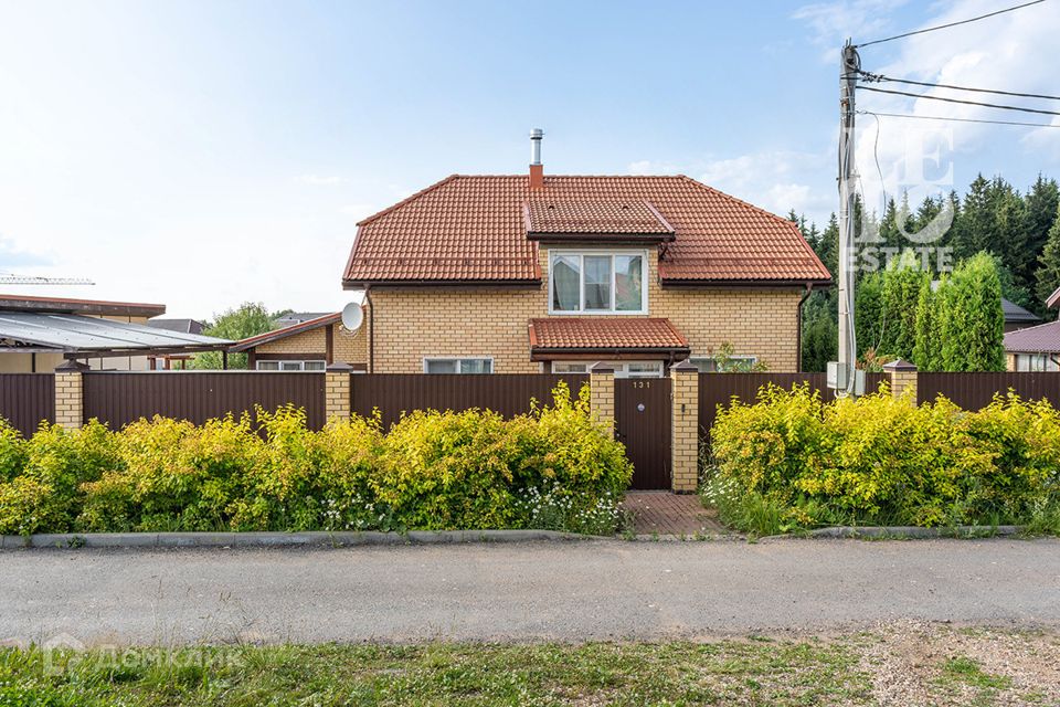 Продаётся 2-этажный дом, 180 м²