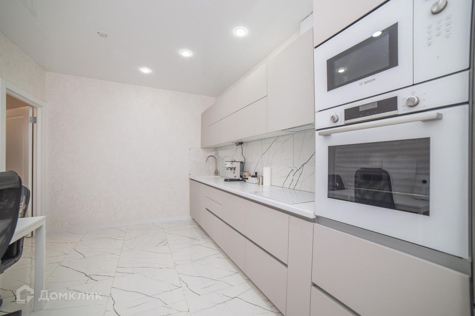 Продаётся 3-комнатная квартира, 55.8 м²