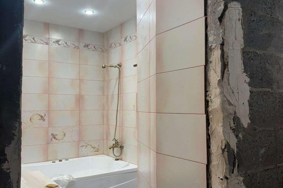 Продаётся 2-комнатная квартира, 69.7 м²