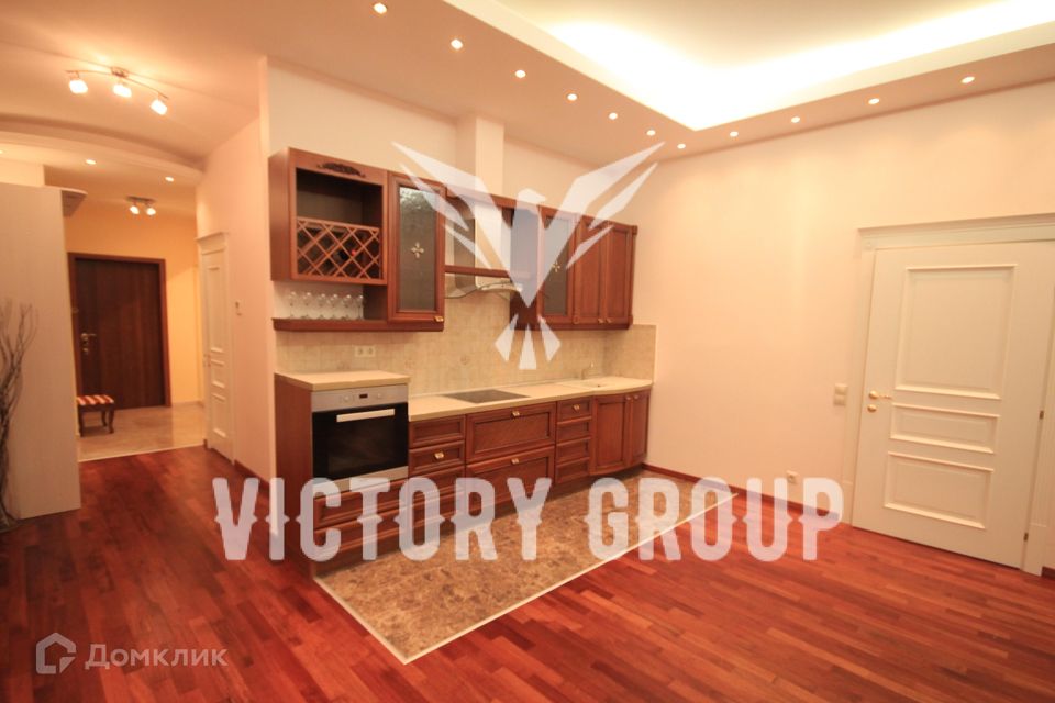 Сдаётся 2-комнатная квартира, 75 м²