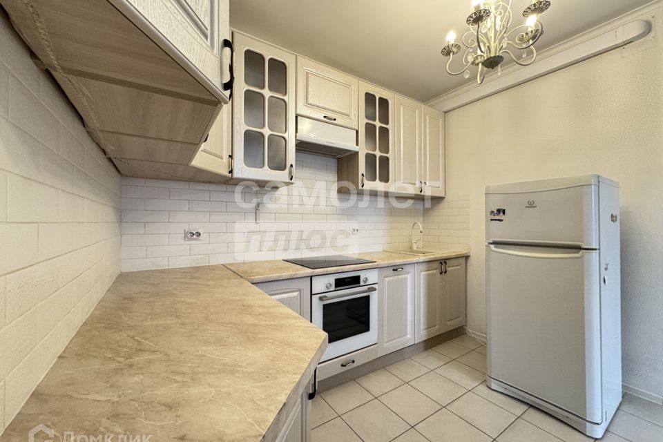 Продаётся 1-комнатная квартира, 46 м²