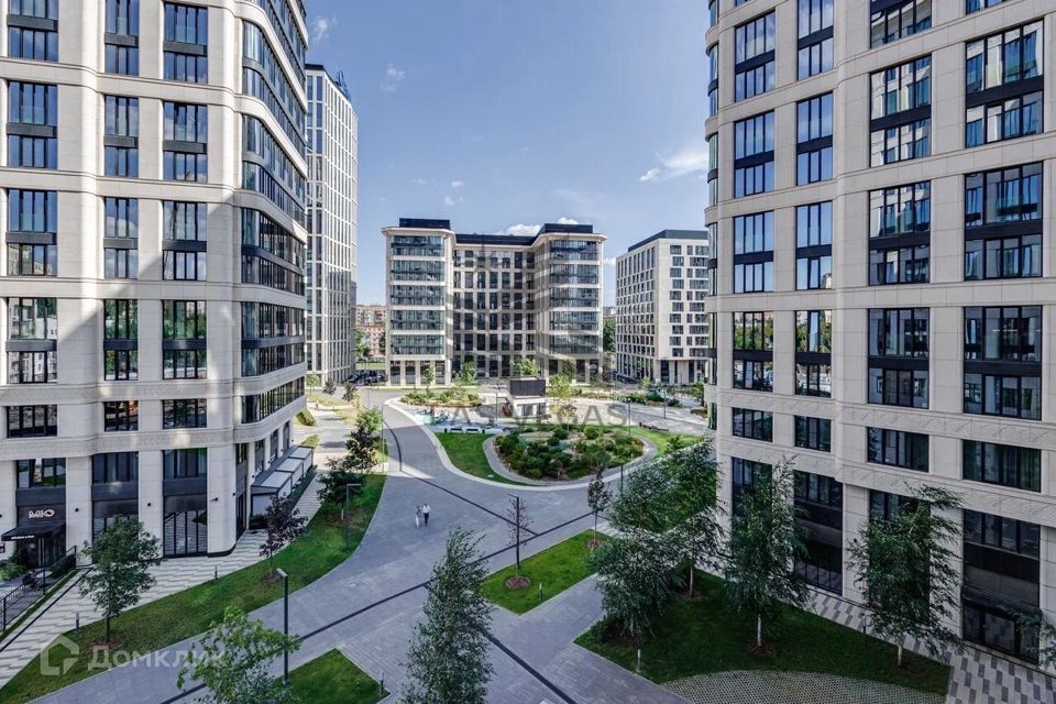 Сдаётся 2-комнатная квартира, 100 м²