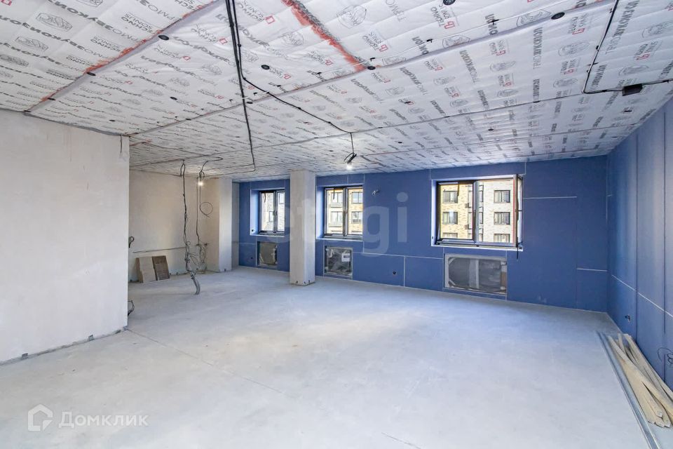 Продаётся 3-комнатная квартира, 144.1 м²