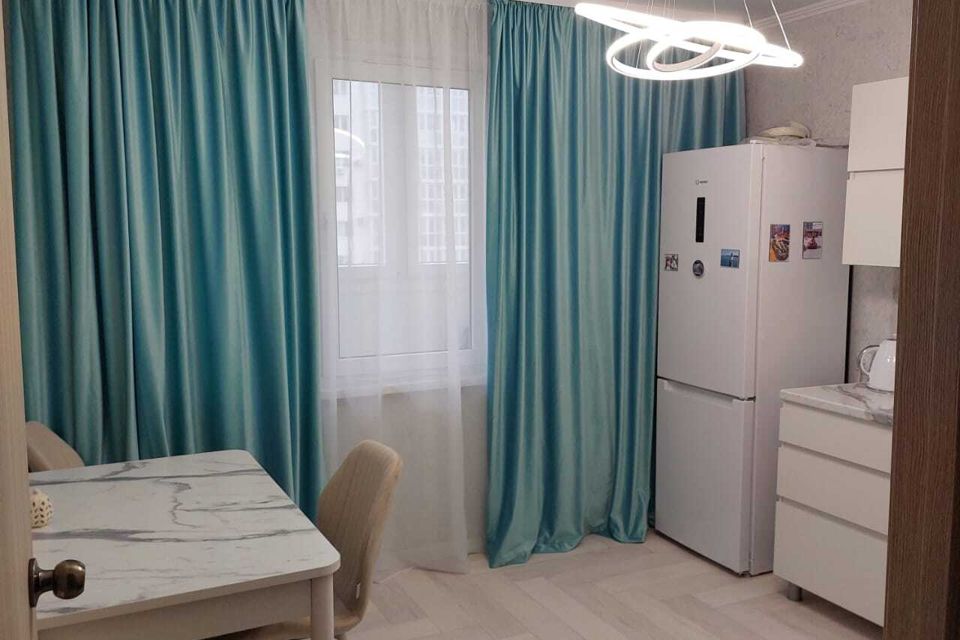Продаётся 1-комнатная квартира, 41 м²