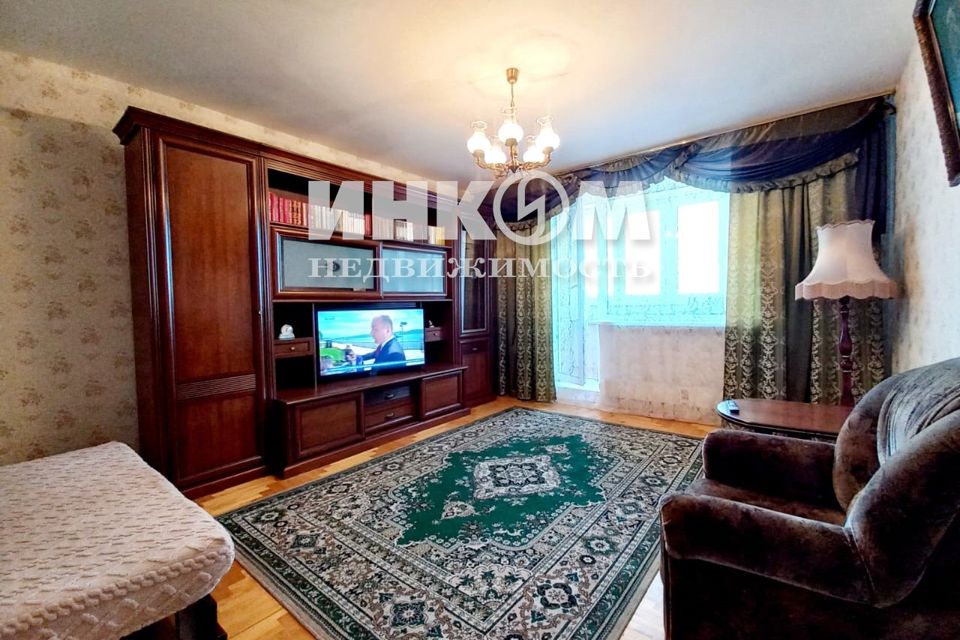 Сдаётся 1-комнатная квартира, 43 м²