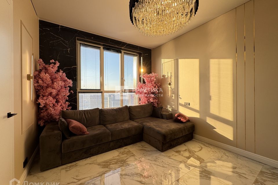 Продаётся 2-комнатная квартира, 60.2 м²