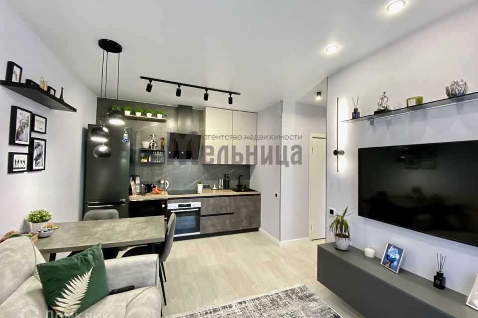 Продаётся 3-комнатная квартира, 57.3 м²