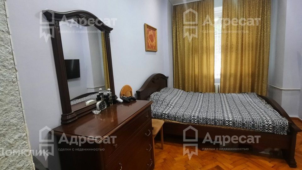 Продаётся 3-комнатная квартира, 63.8 м²