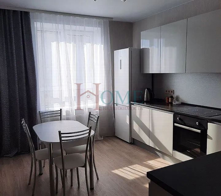 Сдаётся 2-комнатная квартира, 63 м²