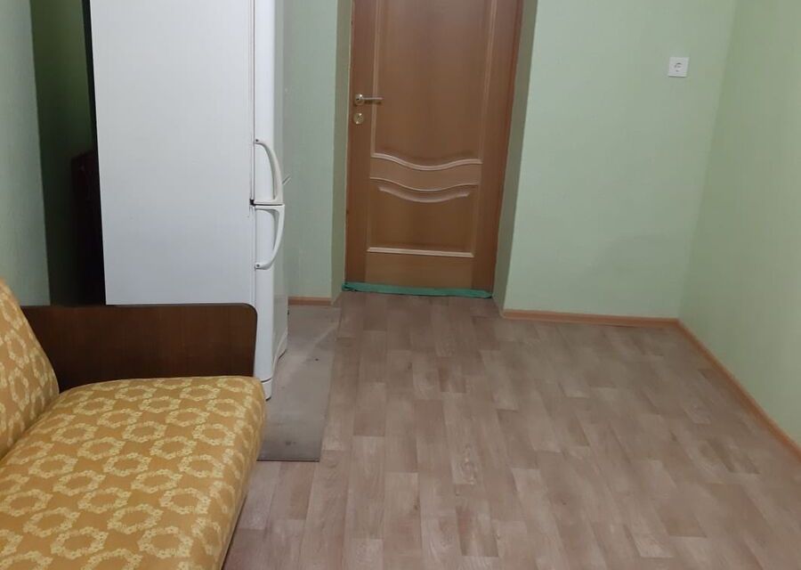 Продаётся комната в 12-комн. квартире, 11 м²