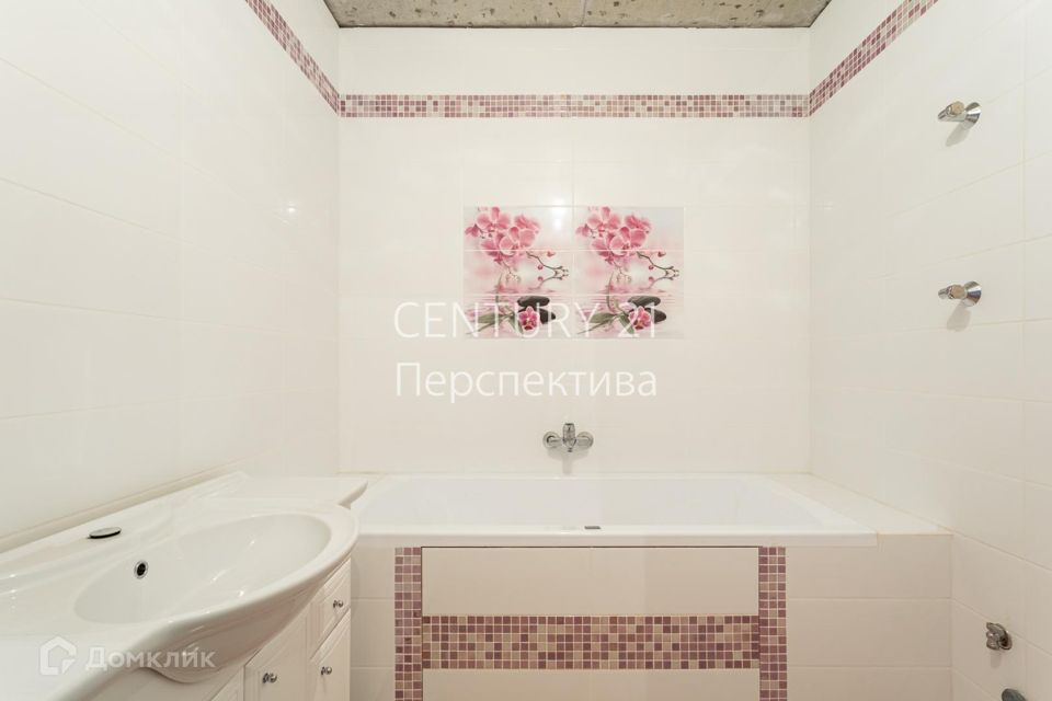 Продаётся 2-комнатная квартира, 77.5 м²